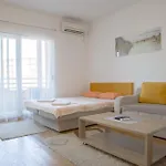 Kvart Na Dan * Podgorica