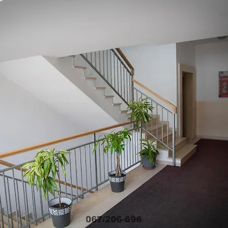 Kvart Na Dan Apartment *