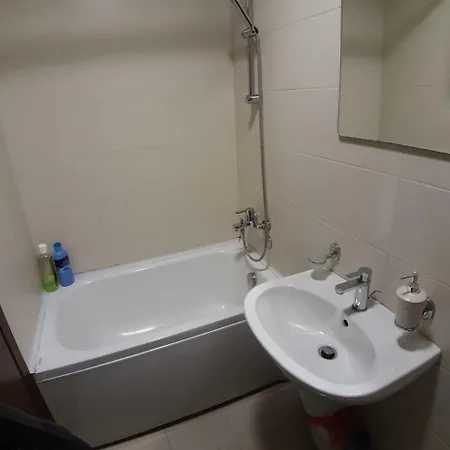 Kvart Na Dan Apartment *