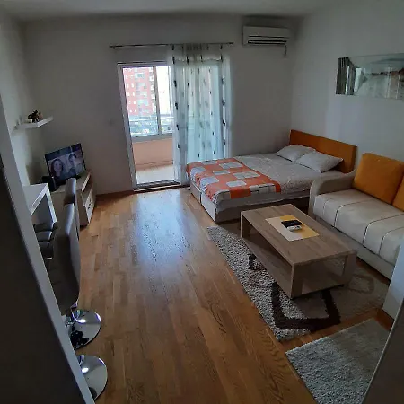 Apartment Kvart Na Dan Podgorica