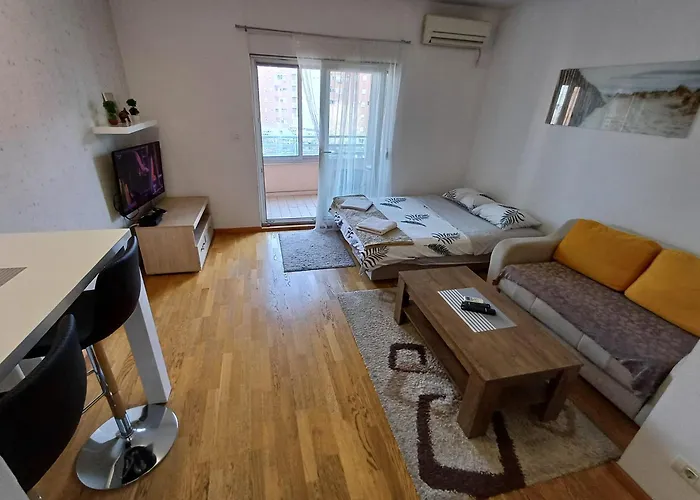 Apartment Kvart Na Dan Podgorica